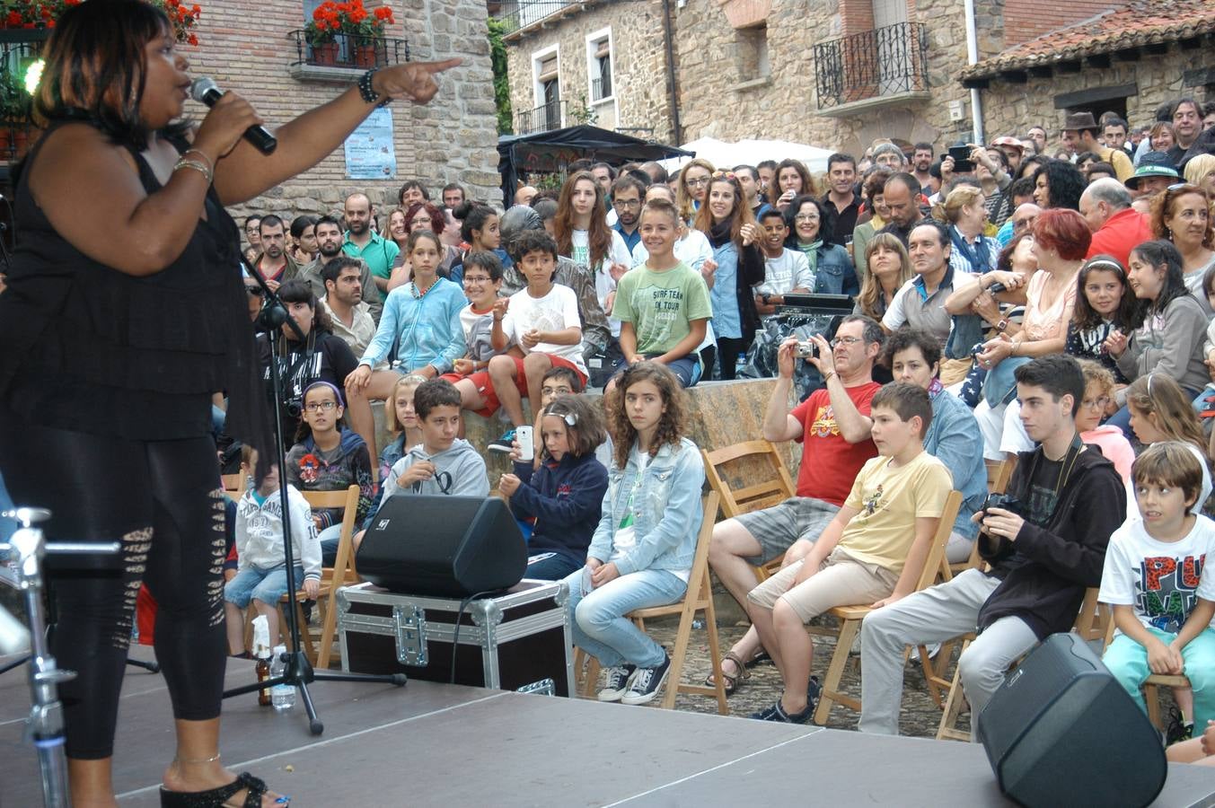 Ms. Nickki y la Tonky Blues Band sirven el plato fuerte en el Cameros Blues Festival