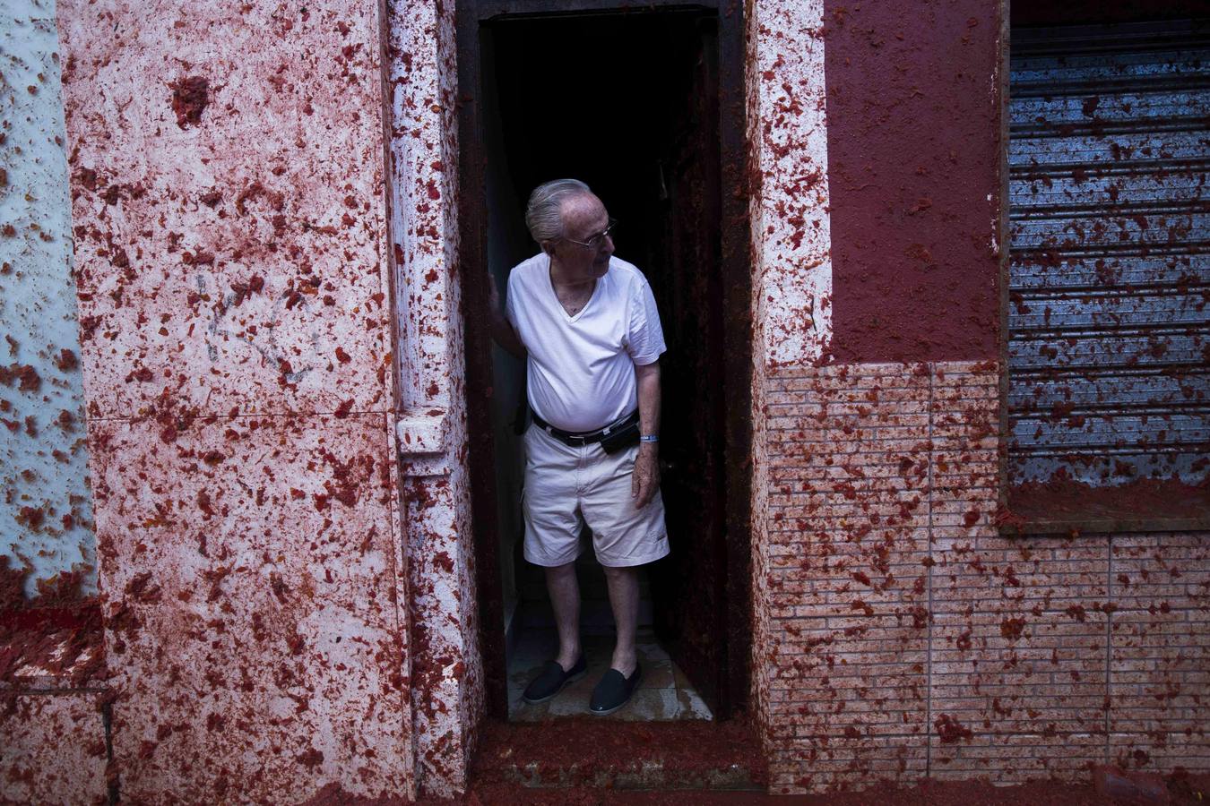 La Tomatina vuelve a teñir de rojo Buñol