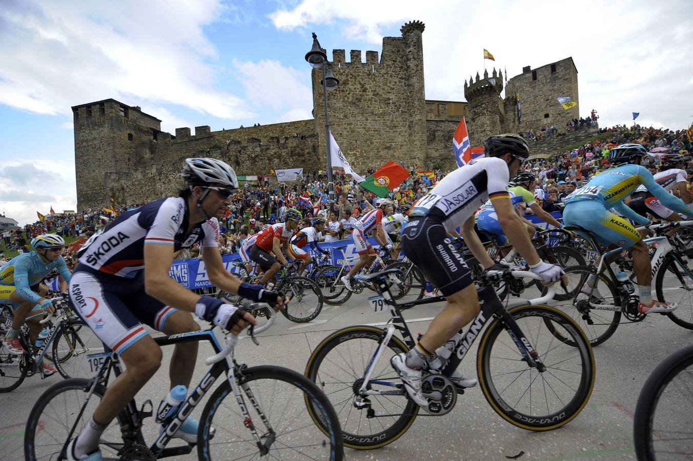 Kwiatkowski gana el Mundial de ciclismo, Valverde de nuevo bronce