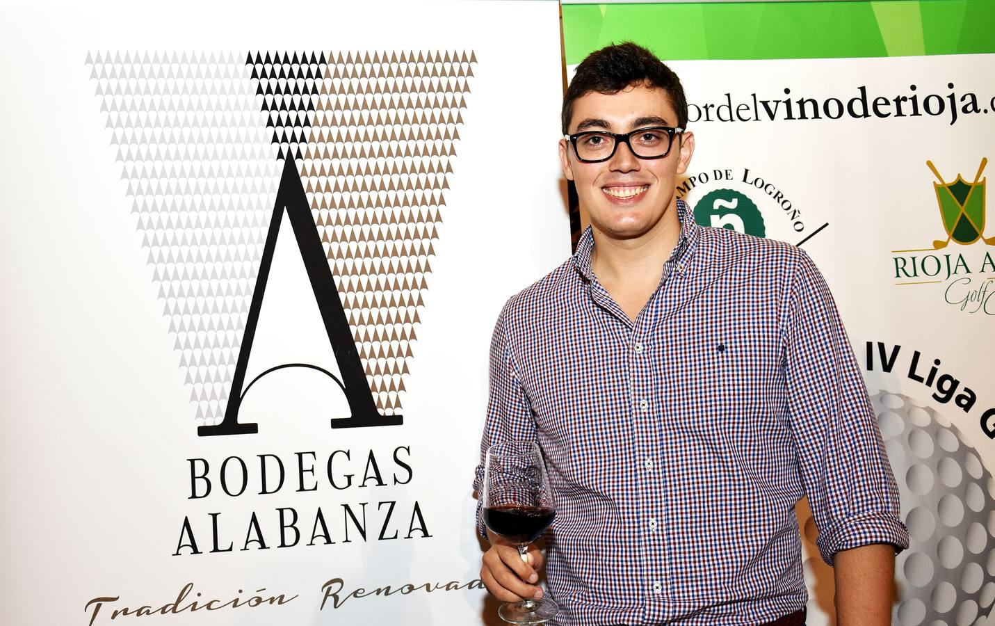 Cata de vinos de Bodegas Alabanza