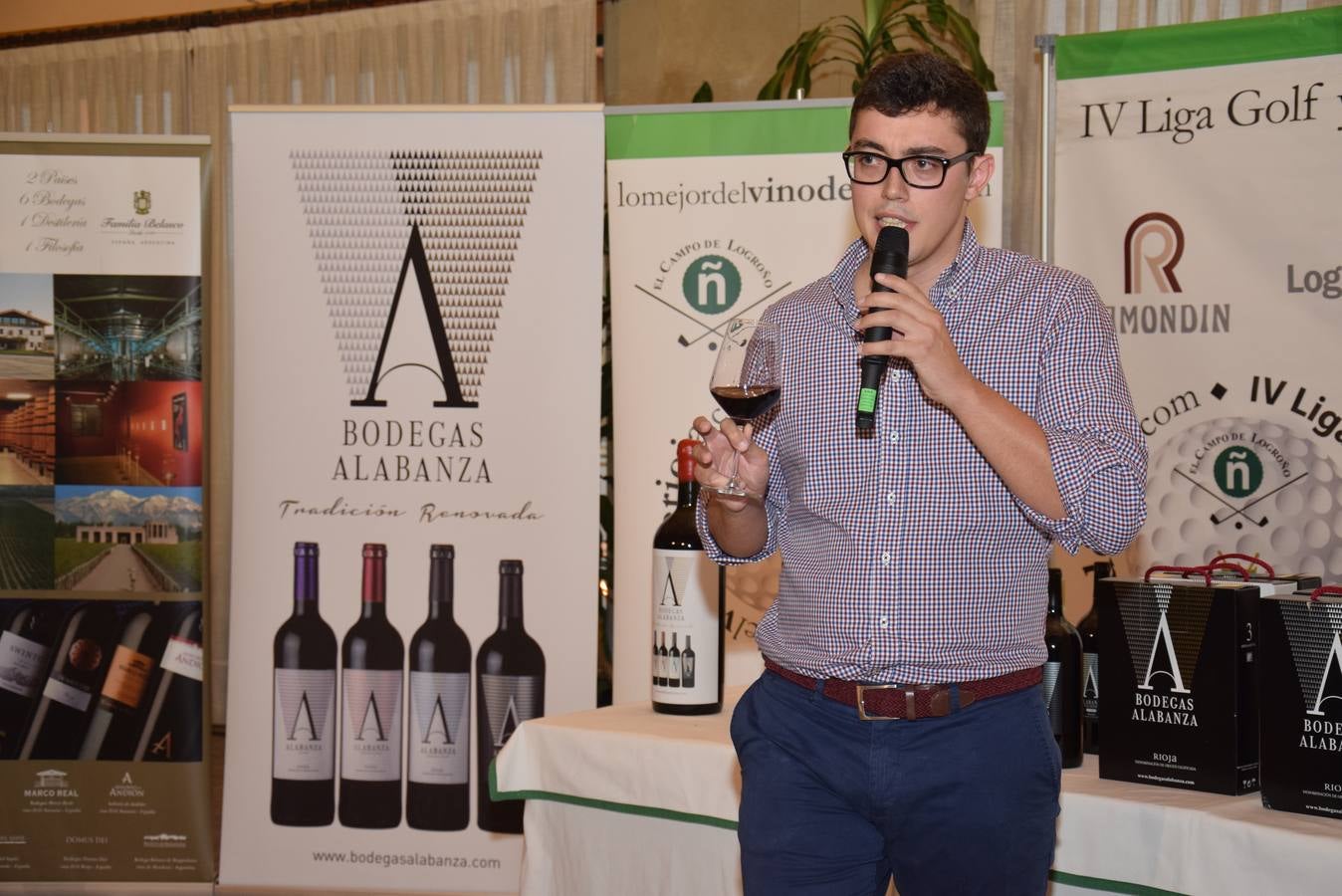 Cata de vinos de Bodegas Alabanza