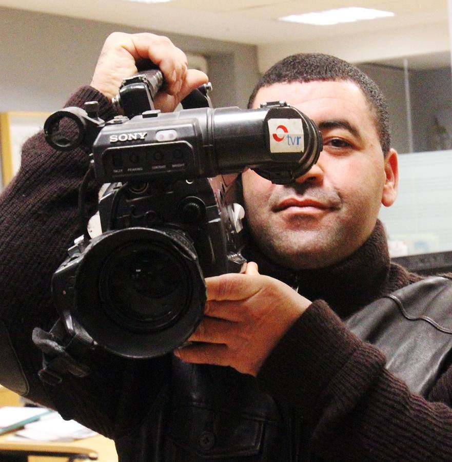 Los alumnos del Centro Ocupacional de Fundación Cáritas-Chavicar de Santo Domingo y Logroño visitan la multimedia de Diario LA RIOJA
