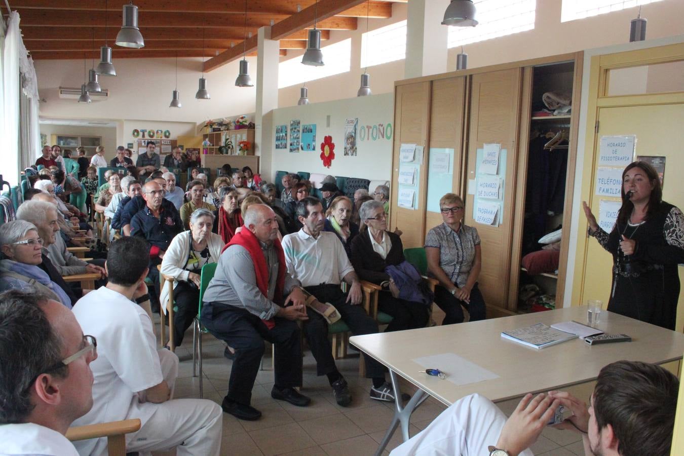 l II Día de las Familias en el centro de día para personas mayores dependientes del Gobierno de La Rioja Ciudad de Alfaro