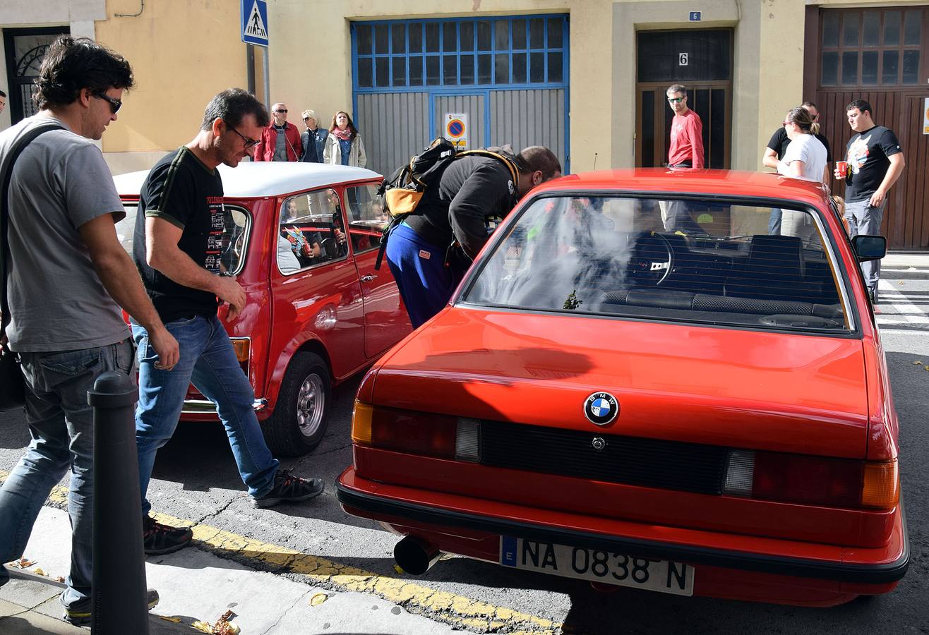 Concentración de coches clásicos en las Fiestas de Gracias de Lardero