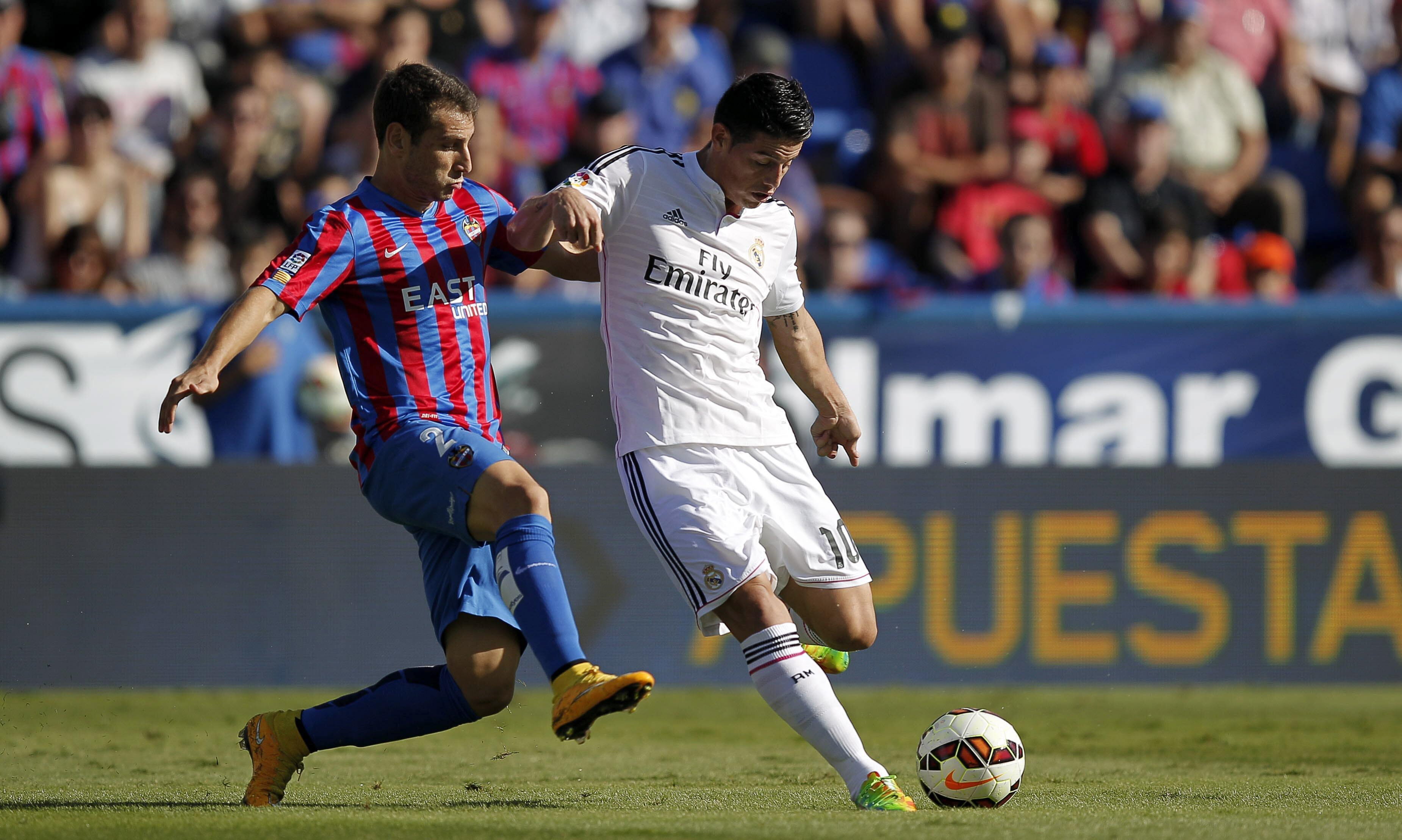 El Real Madrid golea en el Ciutat de València