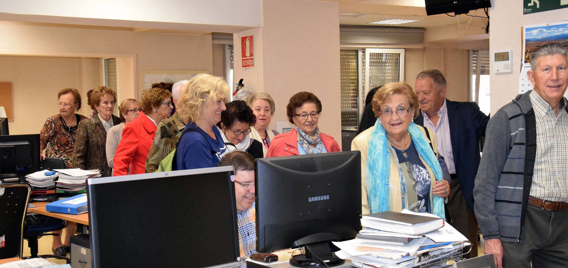 Los alumnos del programa &#039;Vida Sana&#039; visitan la multimedia de Diario LA RIOJA