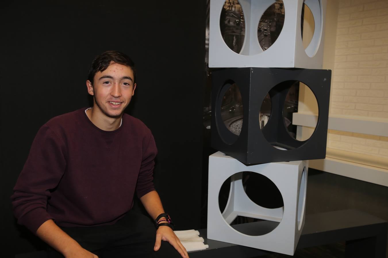 Alumnos del IES Tomás y Valiente de Fuenmayor visitan la Multimedia La Rioja