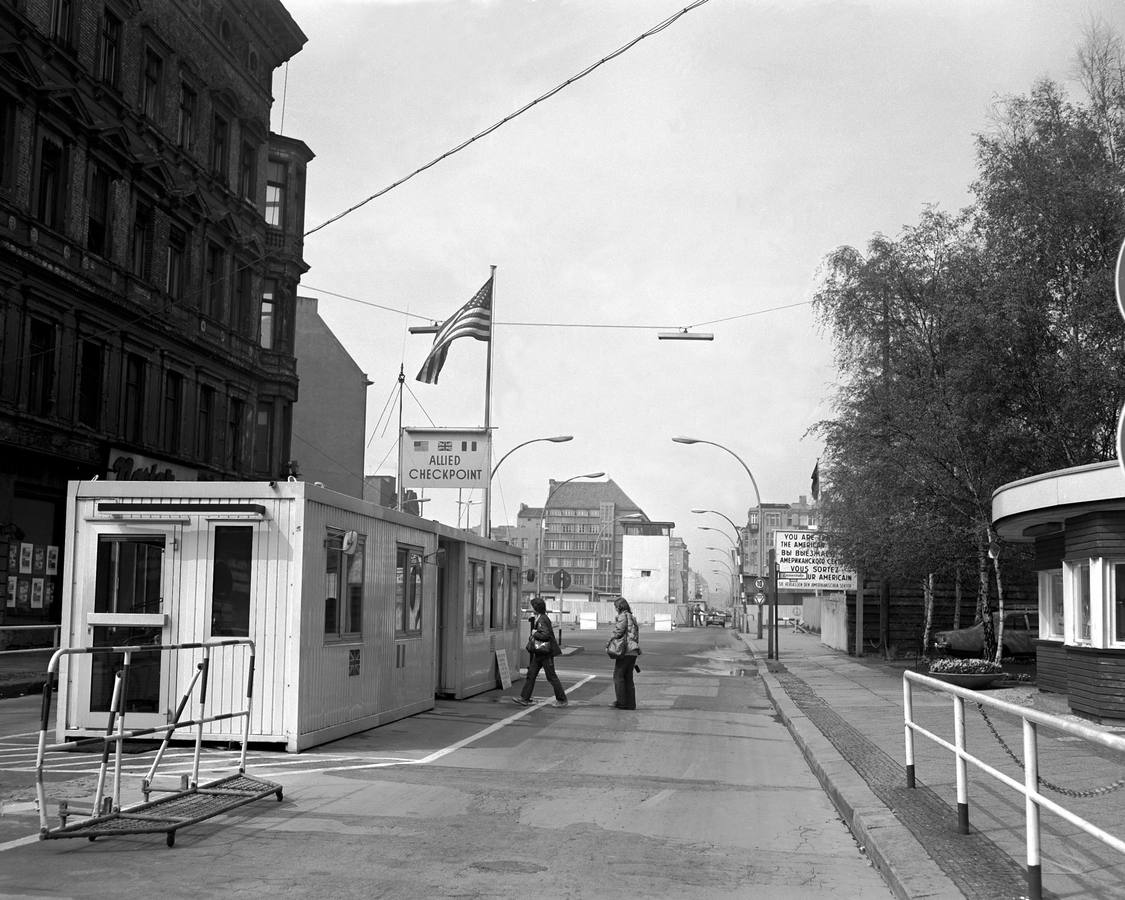 El Checkpoint Charlie, la &#039;zona cero&#039; de la Guerra Fría