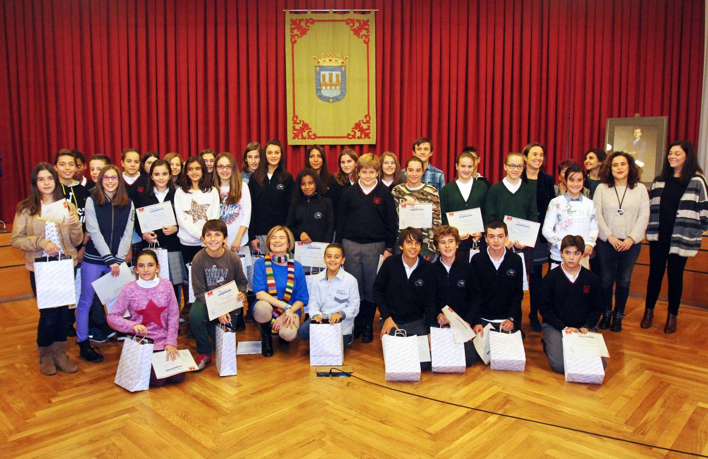 Premios del concurso escolar sober la Constitución