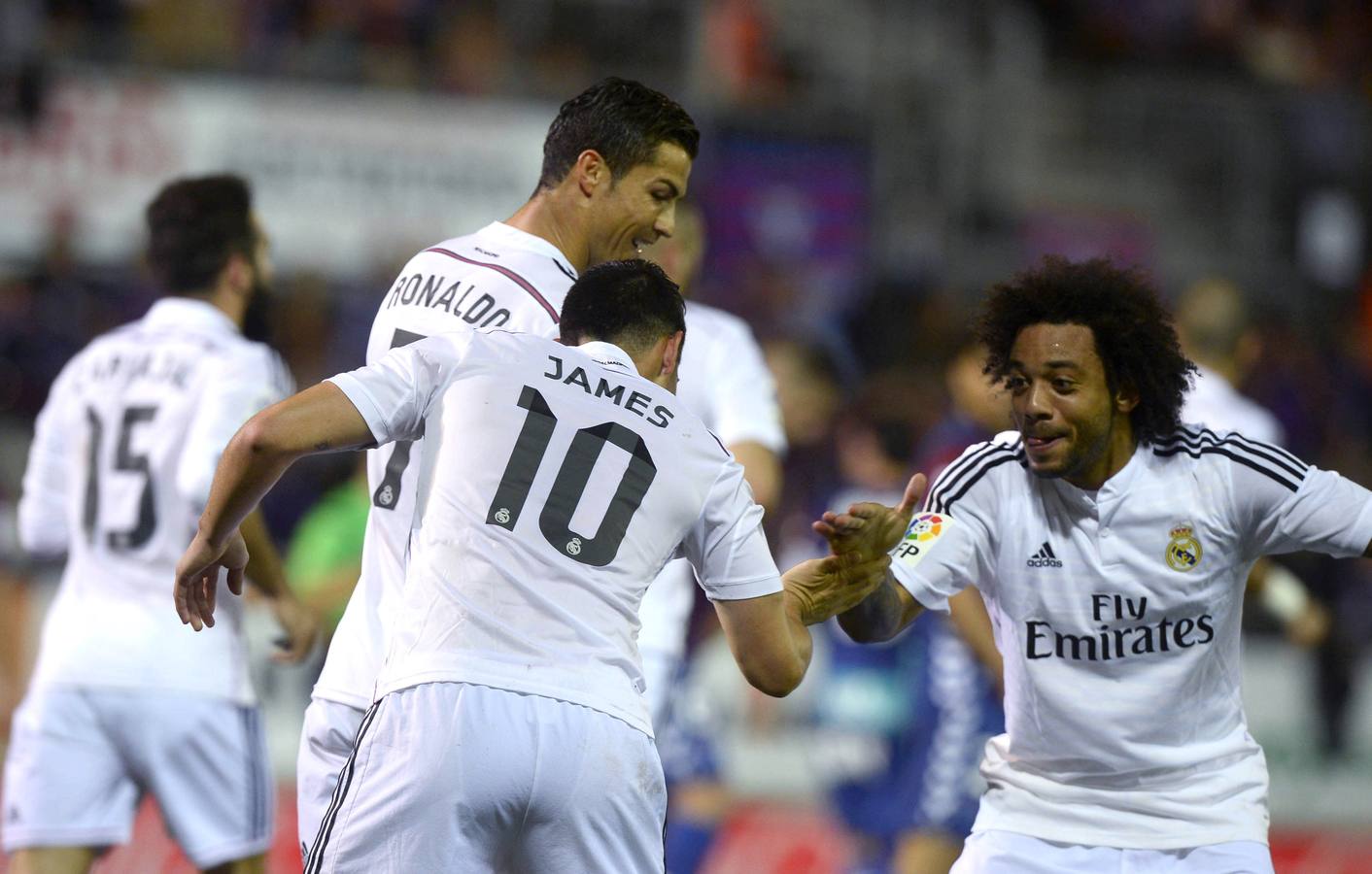 El Madrid golea al Eibar