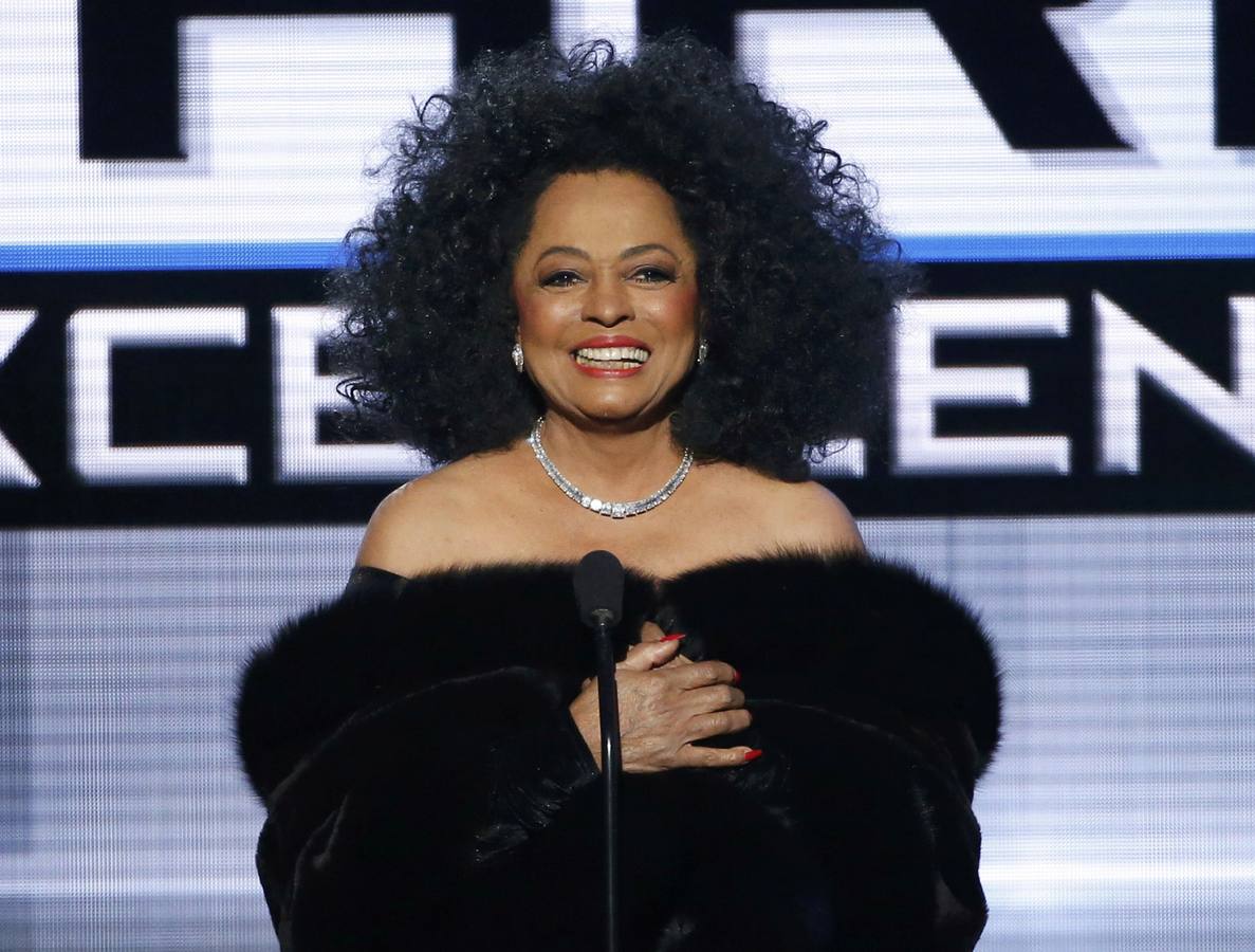 Diana Ross, maestra de ceremonias. 