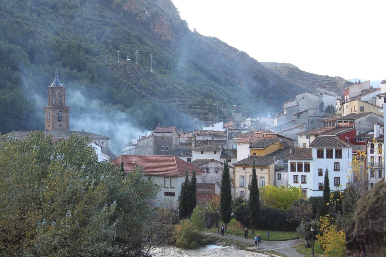 Arnedillo cumple con su Procesión del Humo