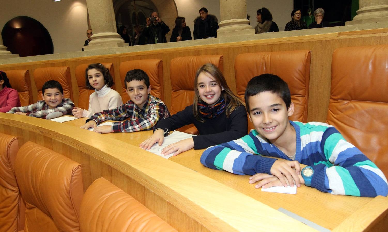 El Parlamento riojano acoge la lectura de la Constitución