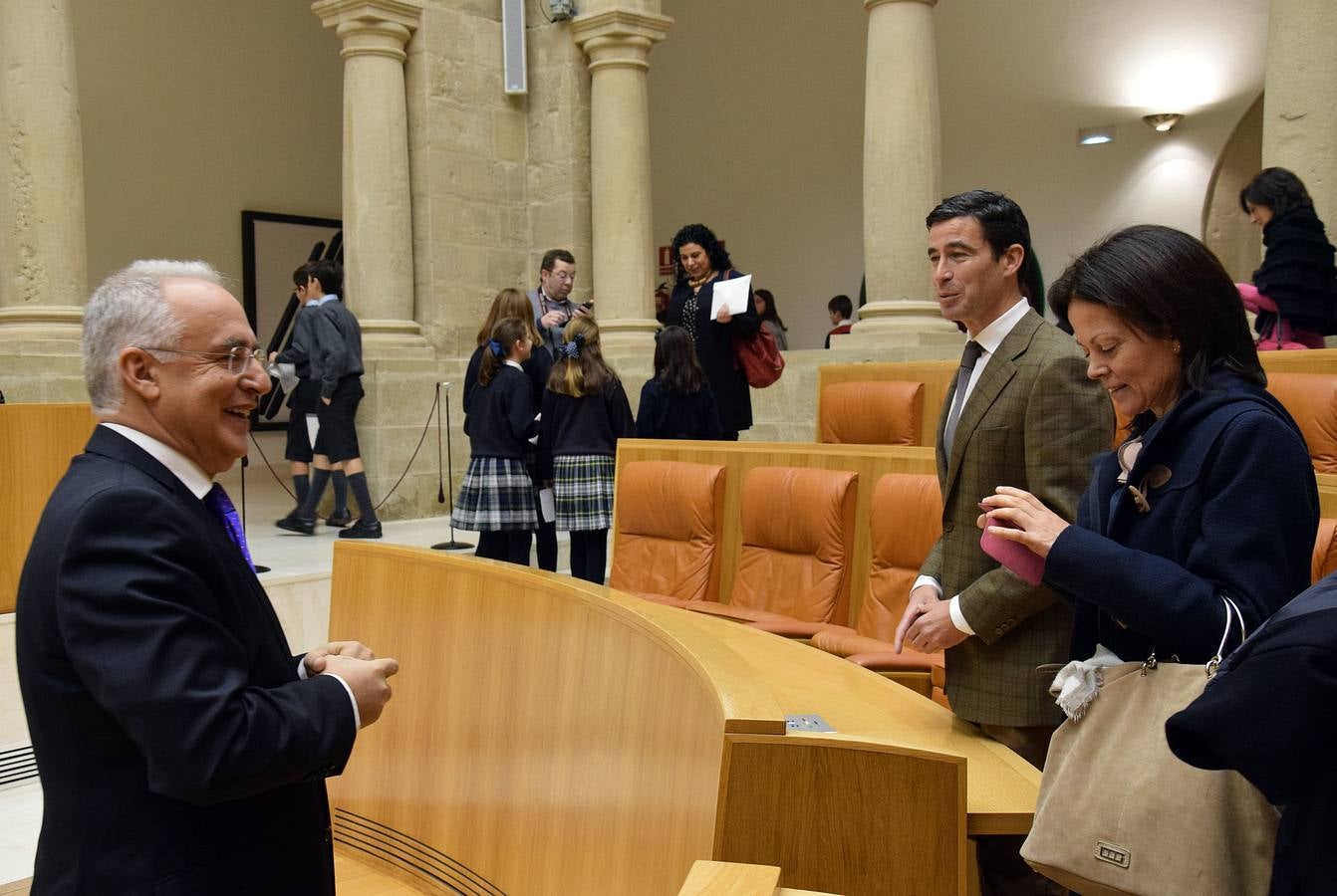 El Parlamento riojano acoge la lectura de la Constitución