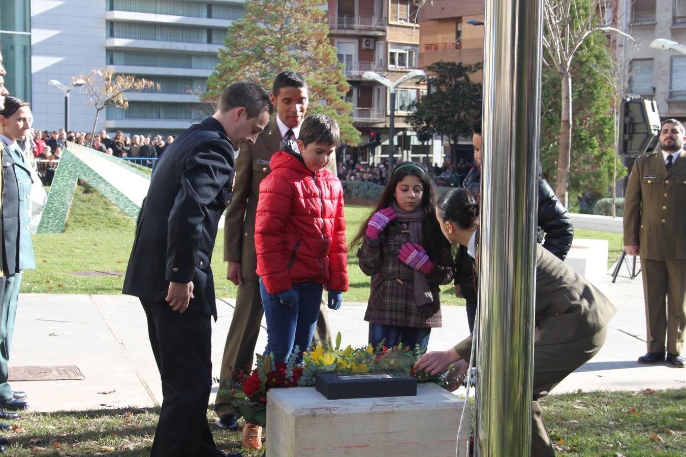 Homenaje a la bandera en Arnedo