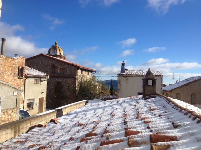Villarroya honra a su patrona con la inauguración del nuevo reloj de la torre de la iglesia