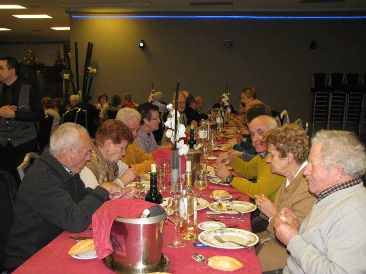 Villarroya honra a su patrona con la inauguración del nuevo reloj de la torre de la iglesia