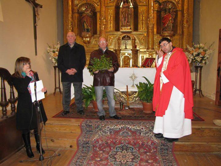 Villarroya honra a su patrona con la inauguración del nuevo reloj de la torre de la iglesia