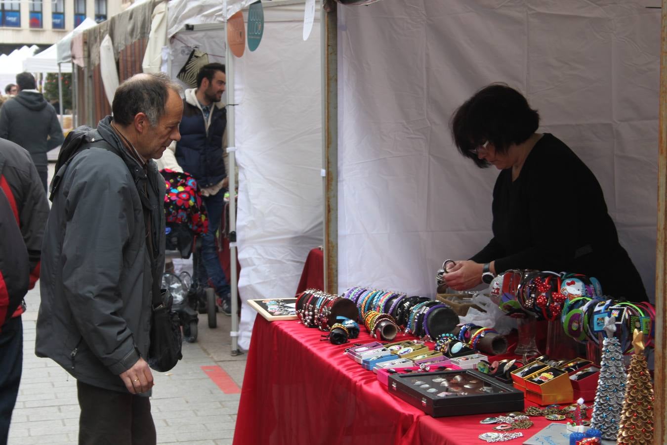 Mercado navideño por Santa Lucía en Arnedo