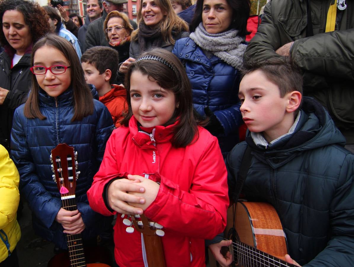 El homenaje sorpresa a Sor María Teresa Velasco cierra la iniciativa &#039;Serenata a tus valores&#039;