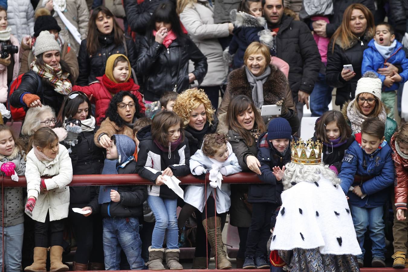 Los Reyes Magos llegan a Las Gaunas (I)