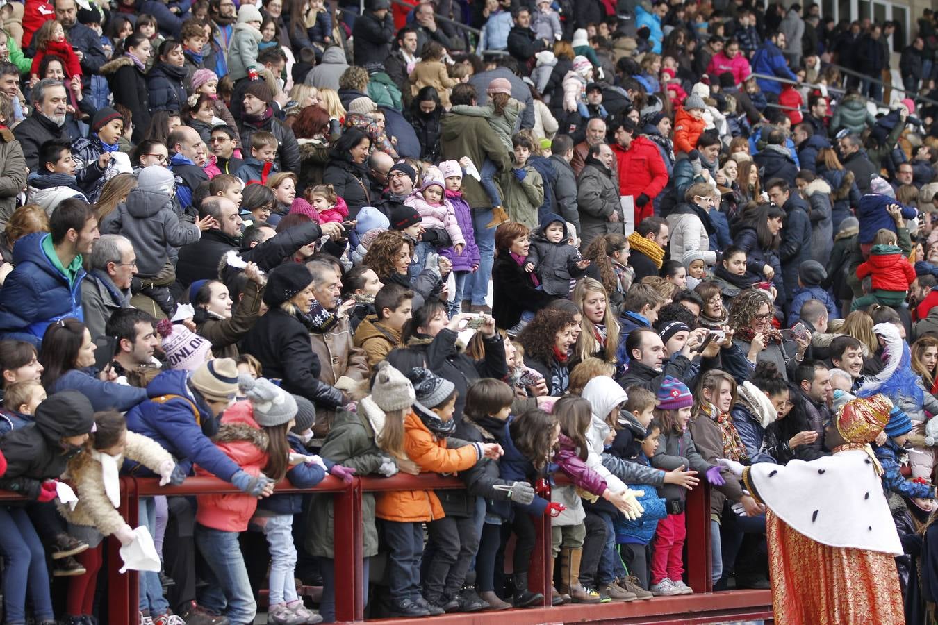 Los Reyes Magos llegan a Las Gaunas (I)