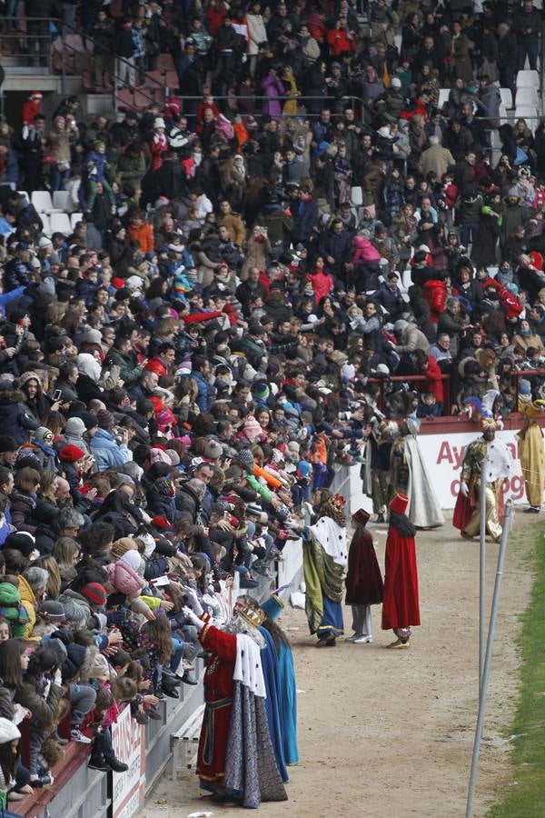 Los Reyes Magos llegan a Las Gaunas (I)