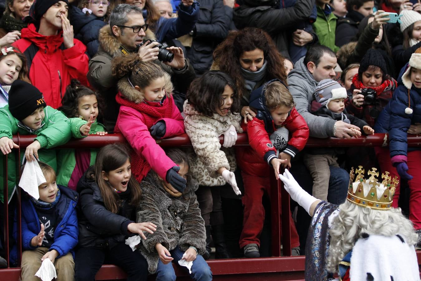 Los Reyes Magos llegan a Las Gaunas (I)