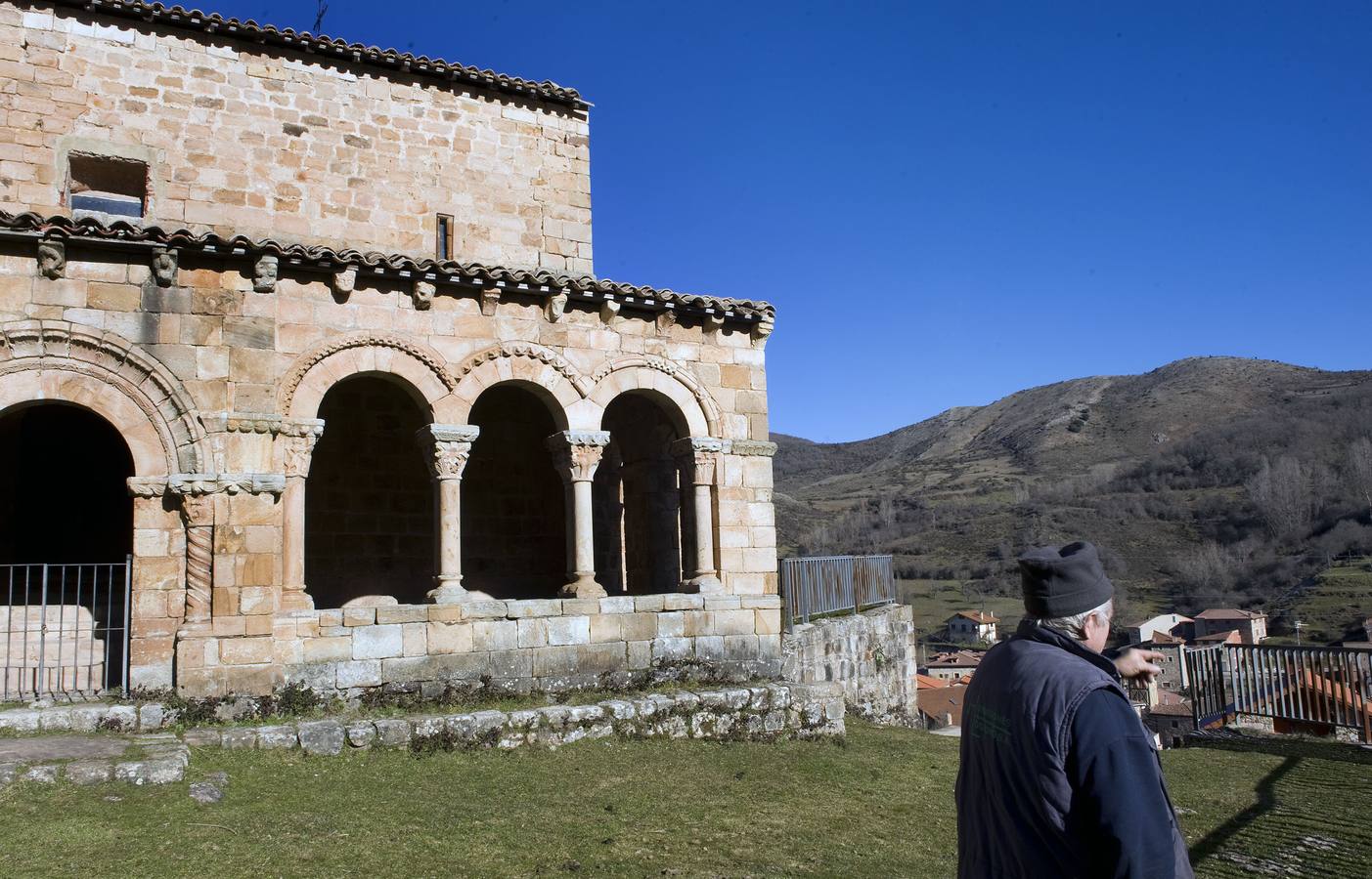 La ermita de San Cristóbal se cae