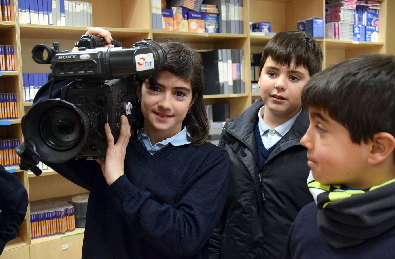 Visita de los alumnos del colegio Paula Montal