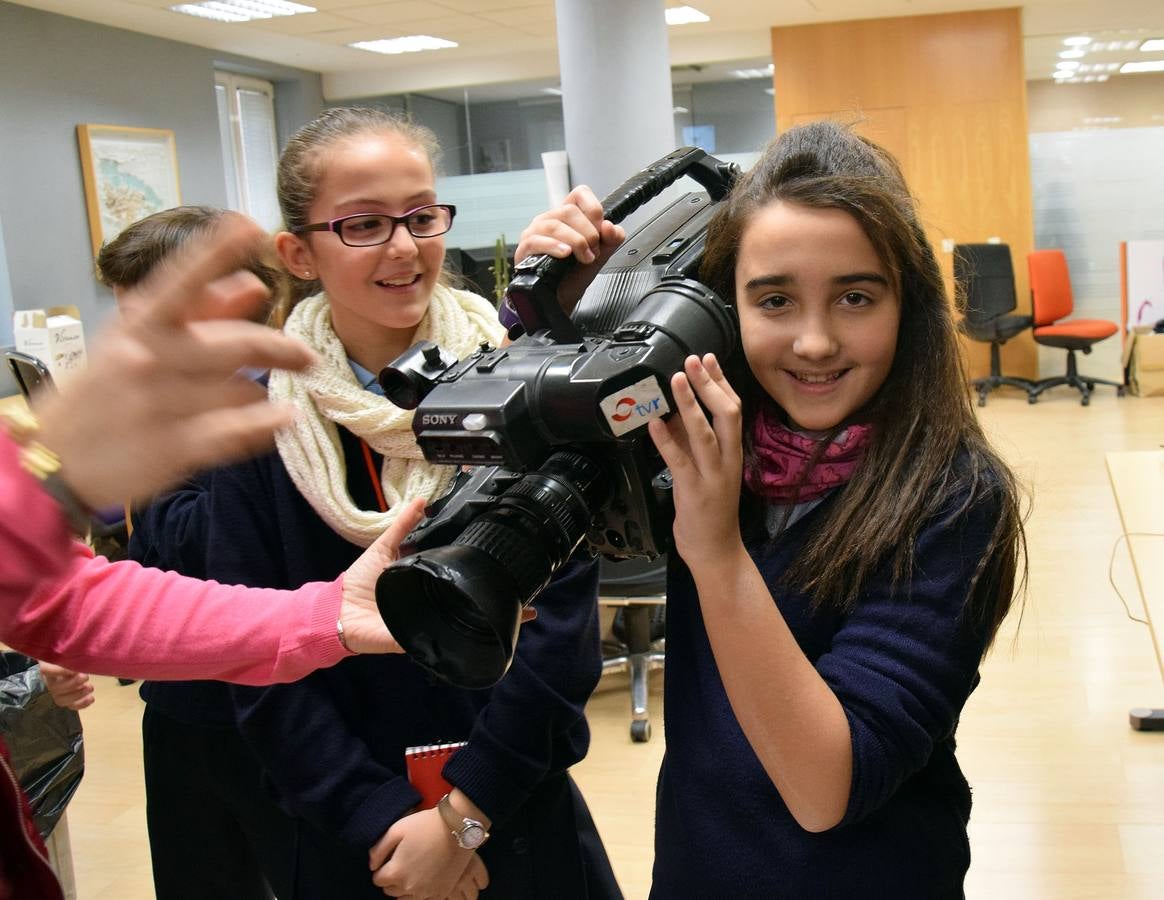 Visita de los alumnos del colegio Paula Montal