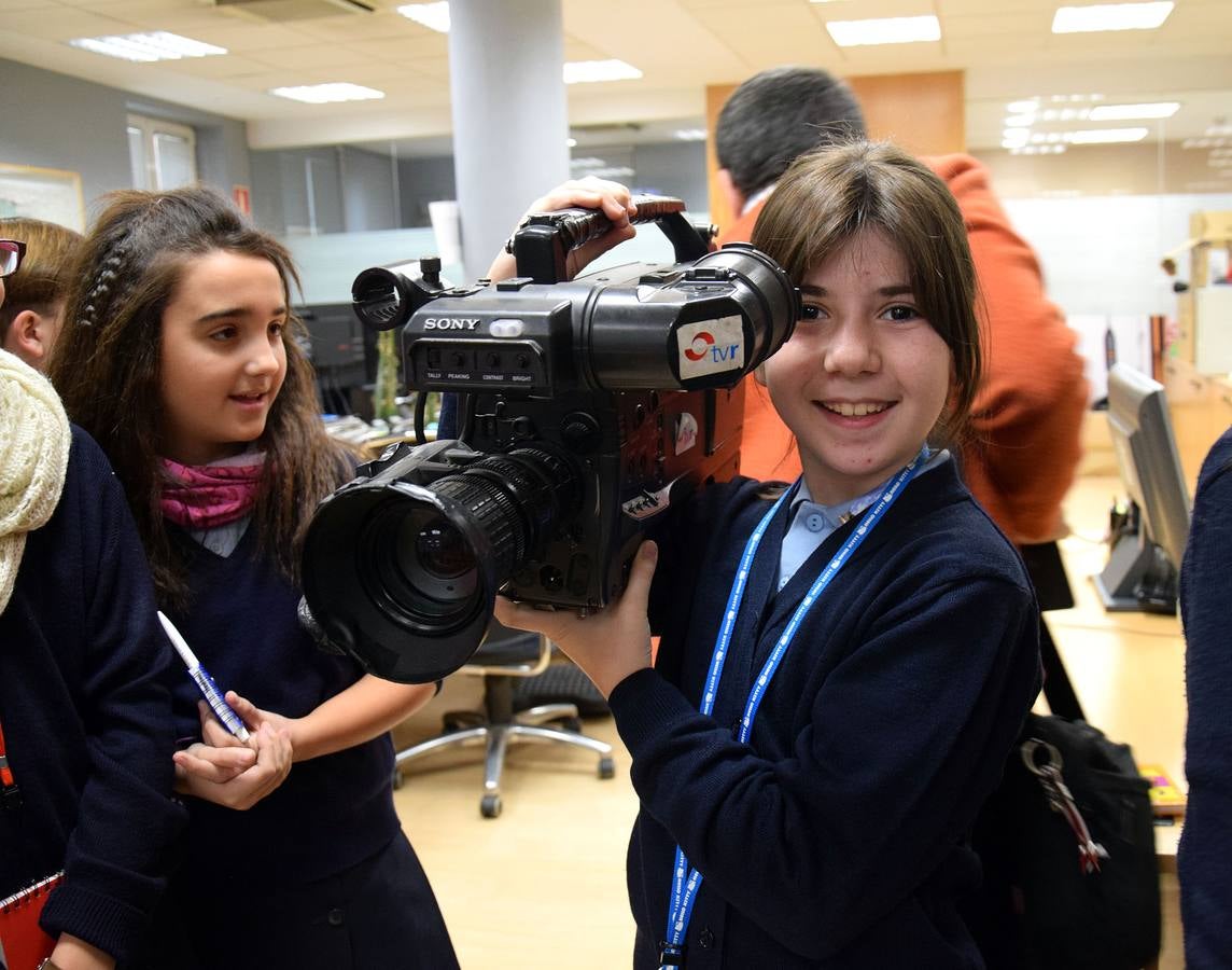 Visita de los alumnos del colegio Paula Montal