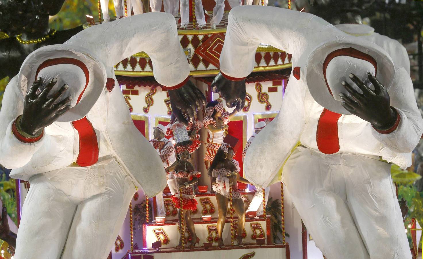 Brasil celebra su gran fiesta