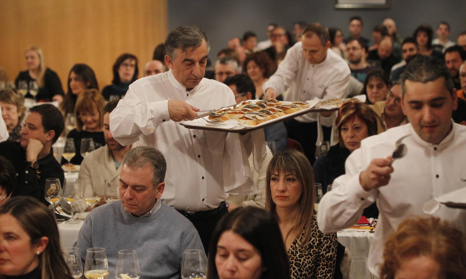 Experiencia Degusta: Cata de vermú Yzaguirre y los pinchos de La Tavina