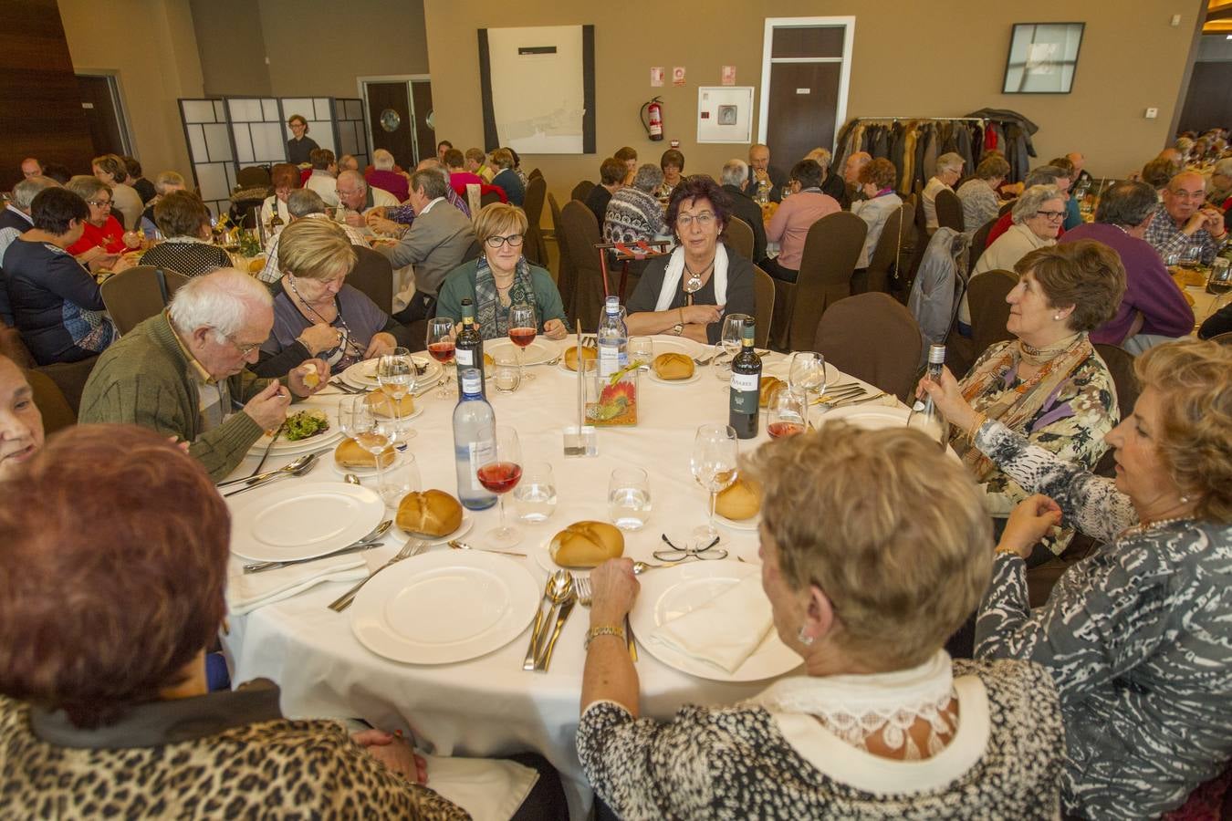 Jornada de mayores con comida en Delicatto (I)