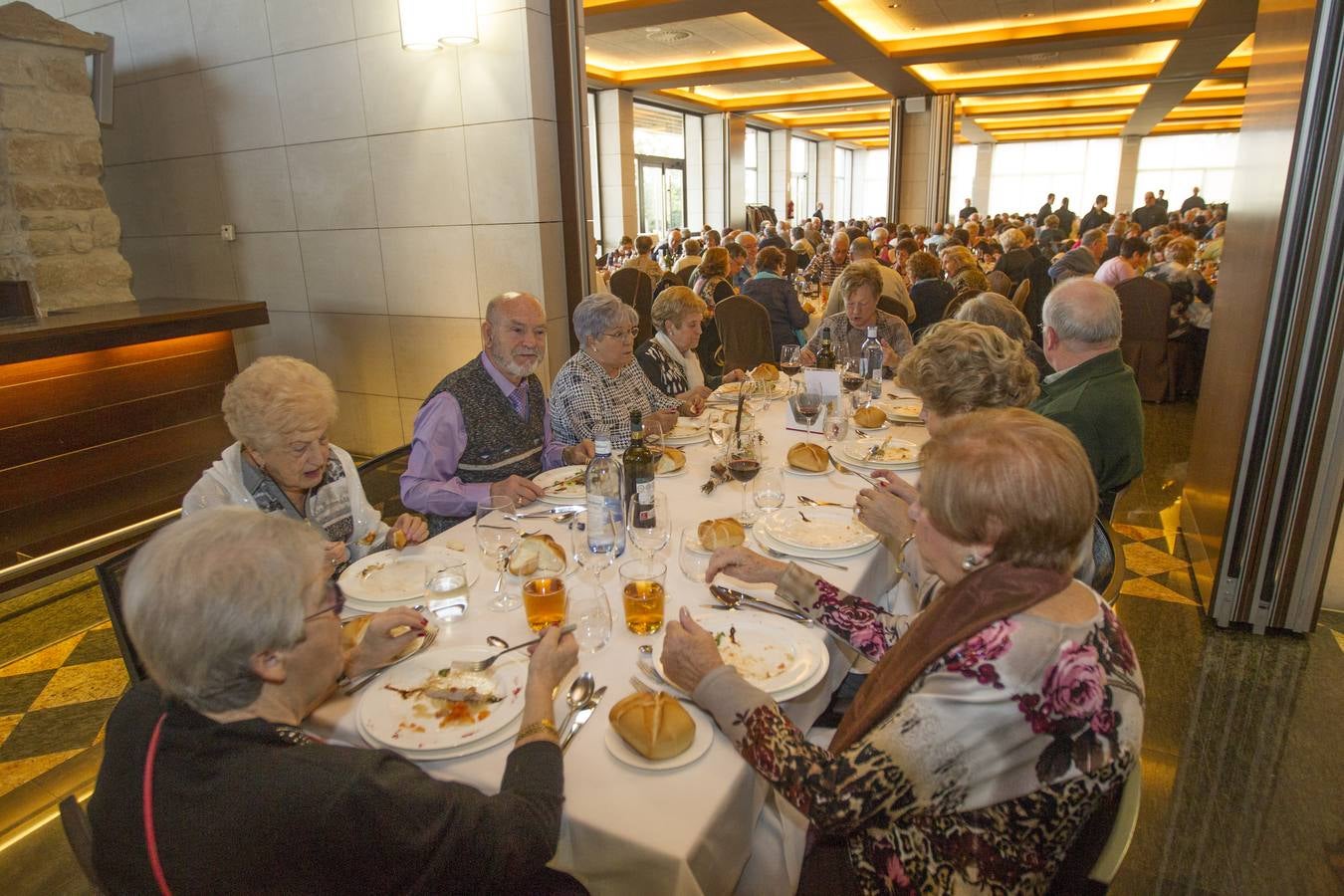 Jornada de mayores con comida en Delicatto (I)