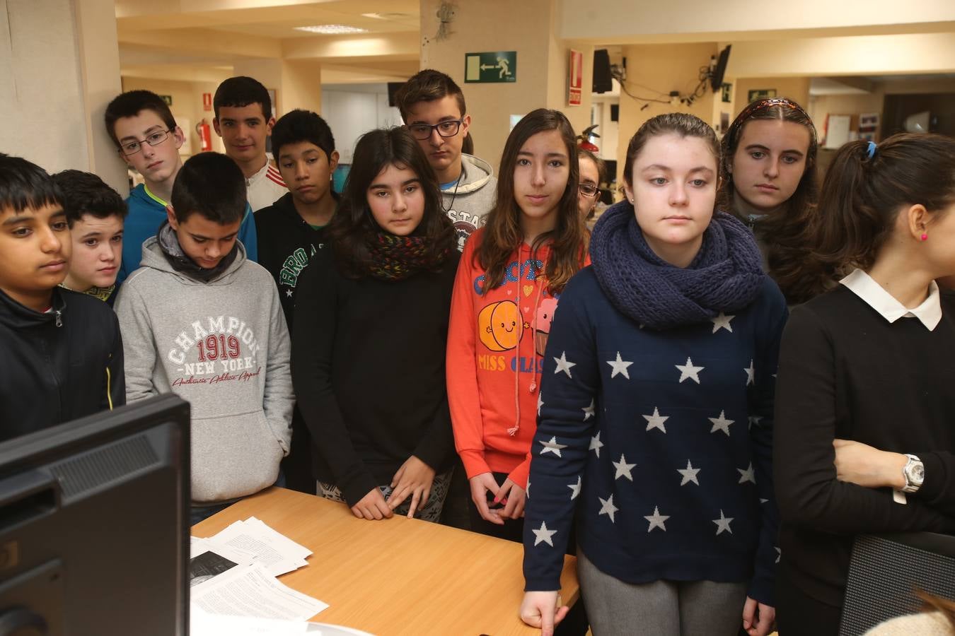 Visita de alumnos del Escultor Daniel