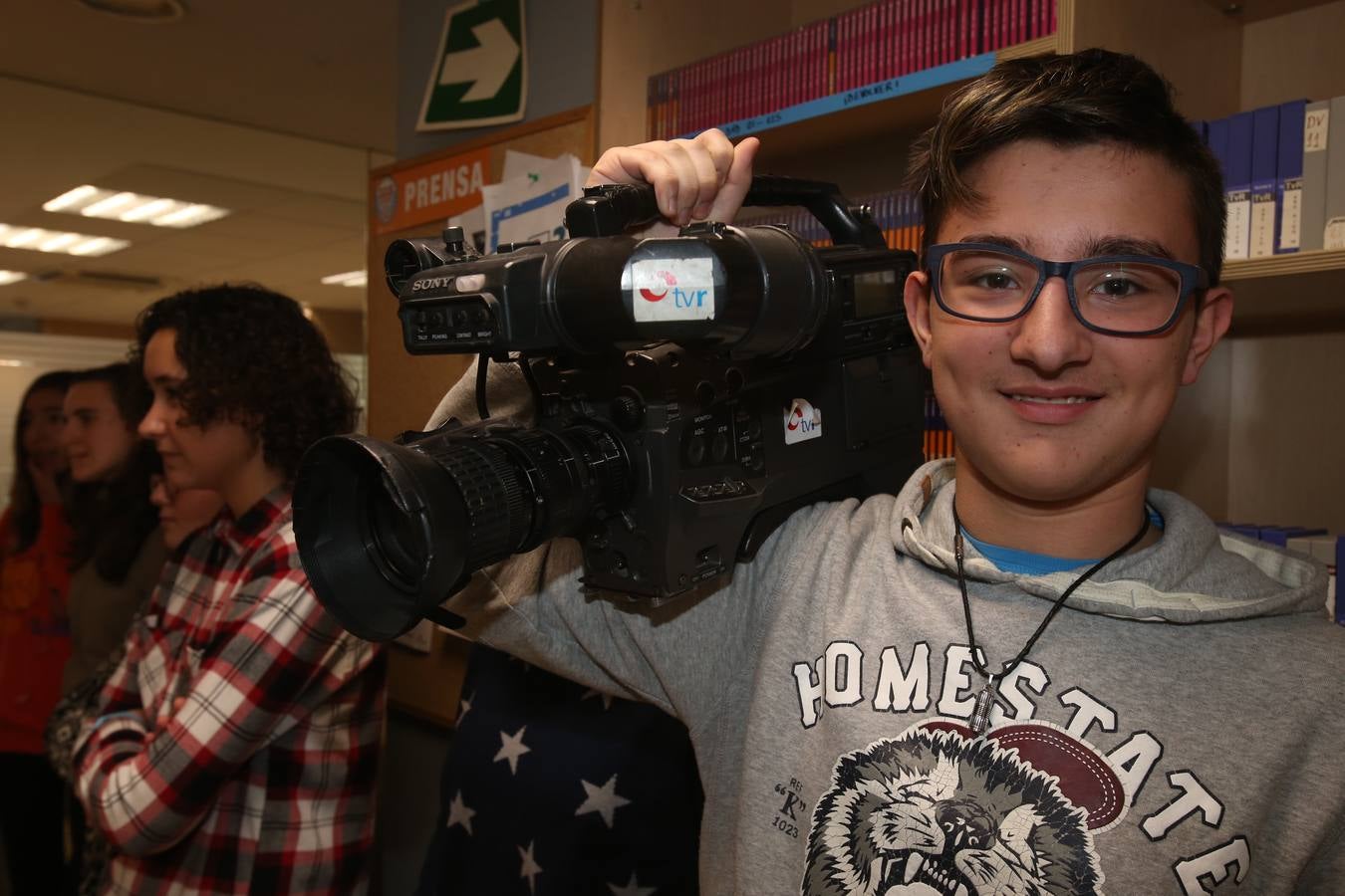 Visita de alumnos del Escultor Daniel