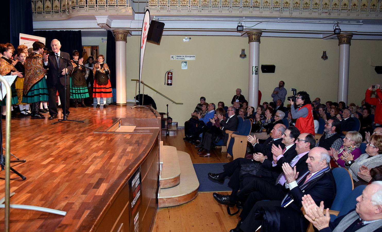 Cruz Roja homenajea a sus socios más veteranos