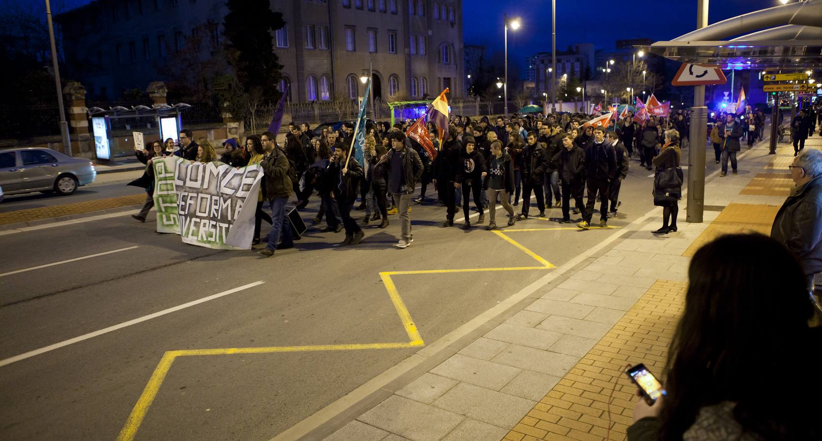 Los estudiantes se manifiestan contra el &#039;3+2&#039;