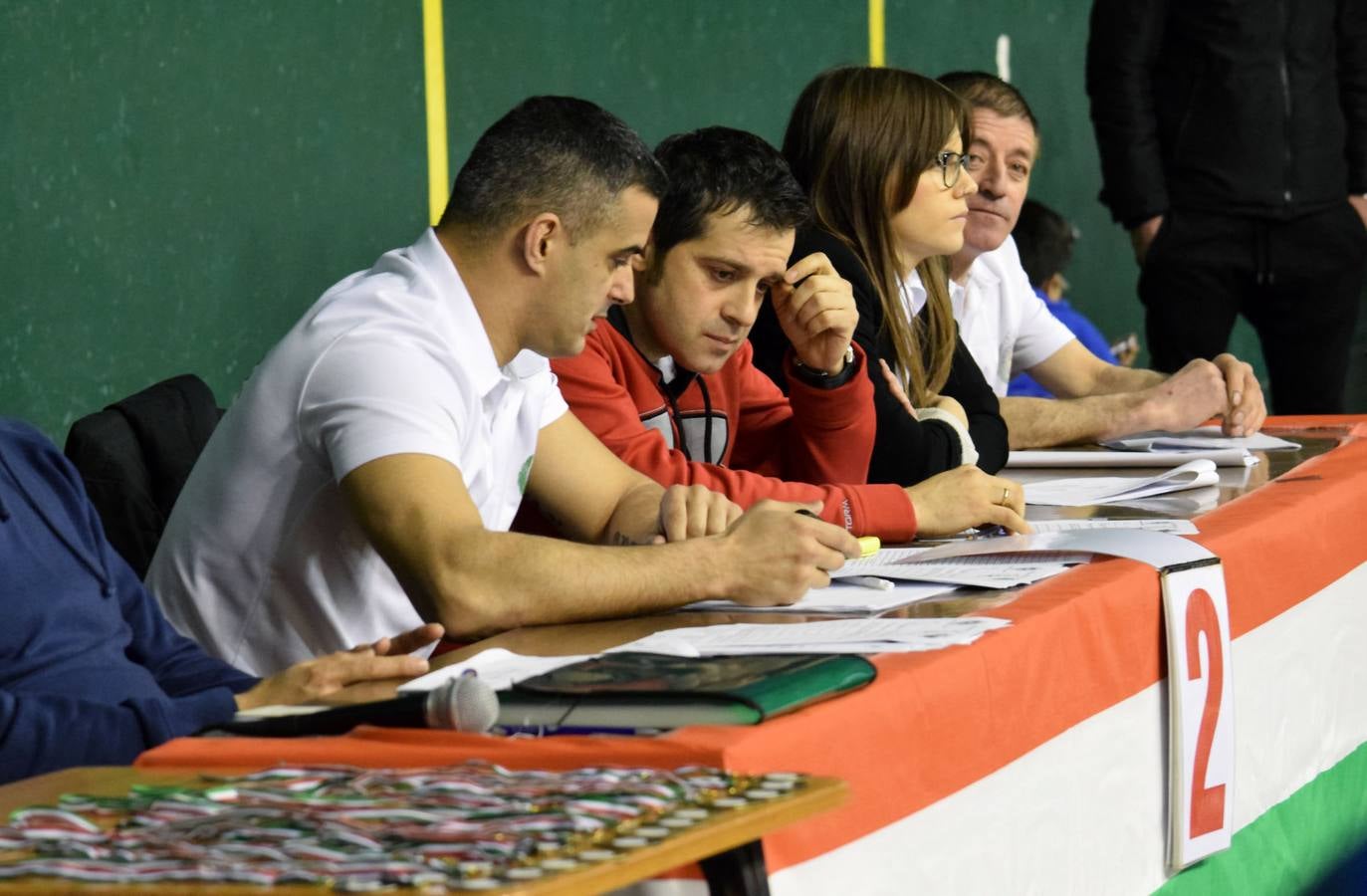 Velada festiva de kick-boxing en el Adarraga