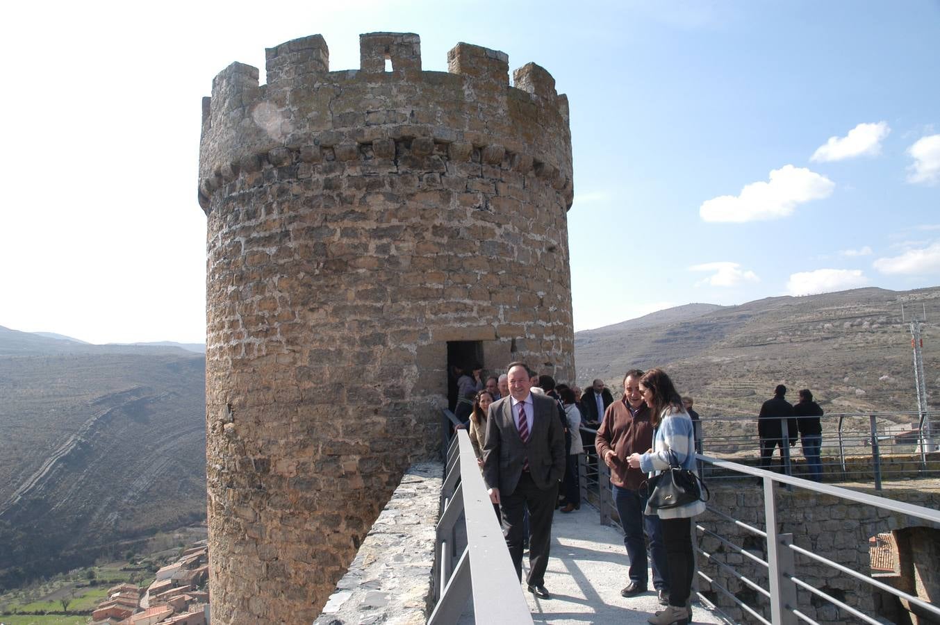 El castillo de Cornago, como nuevo