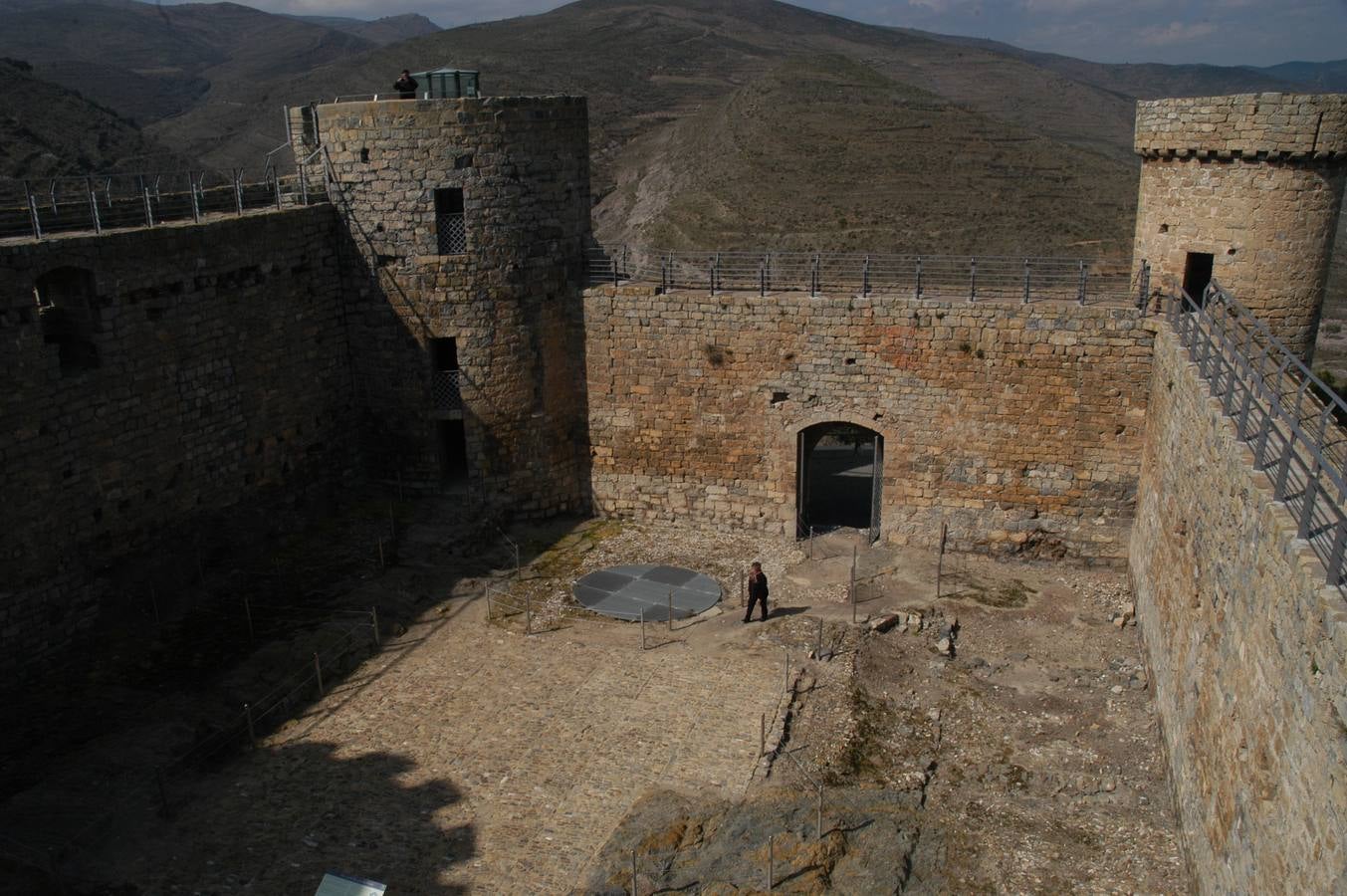 El castillo de Cornago, como nuevo