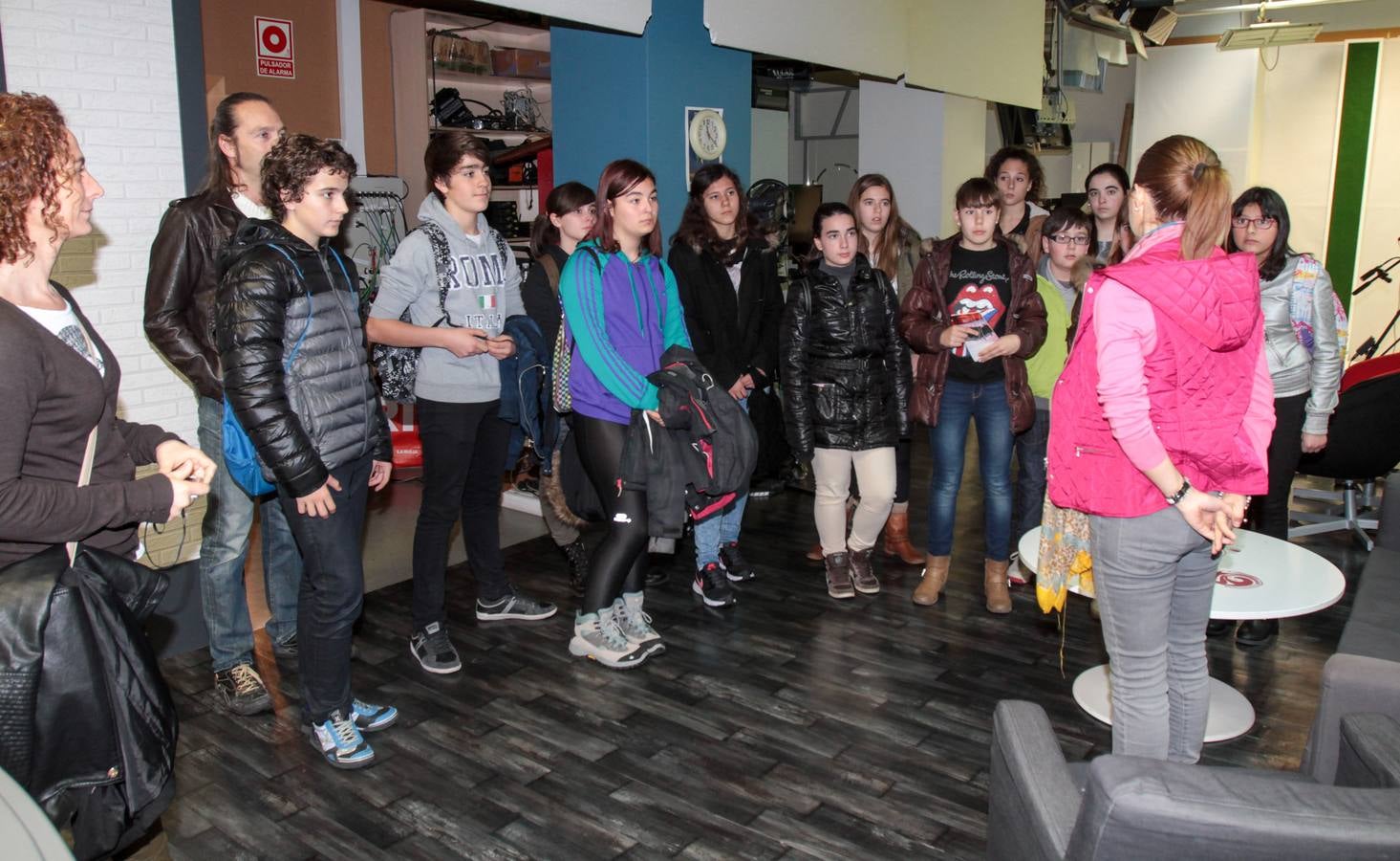 Los alumnos de 1º y 2º de la ESO del IES Gonzalo de Berceo visitan la multimedia de Diario LA RIOJA