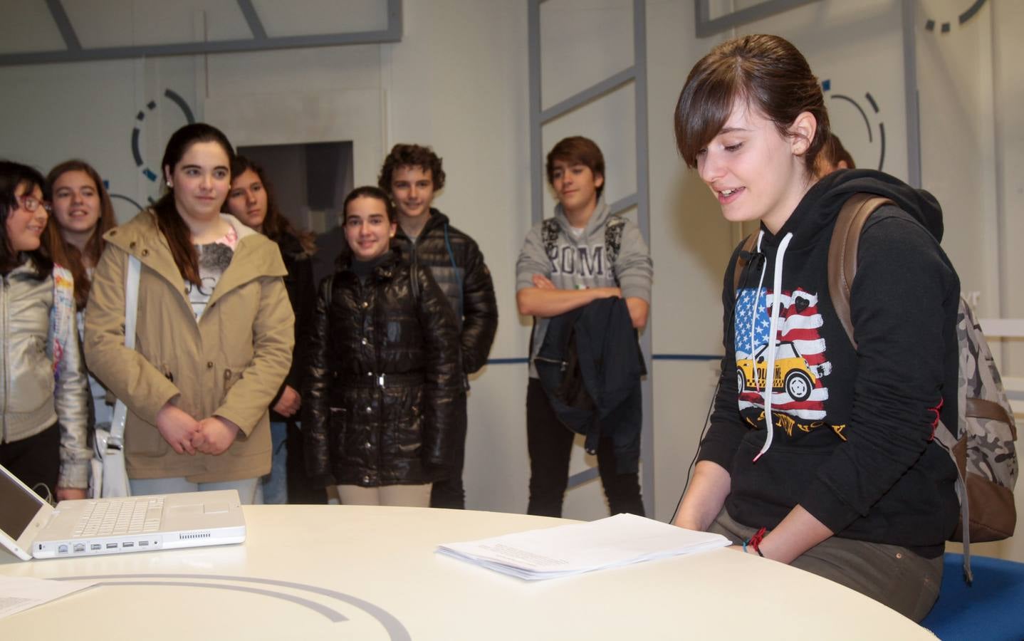 Los alumnos de 1º y 2º de la ESO del IES Gonzalo de Berceo visitan la multimedia de Diario LA RIOJA