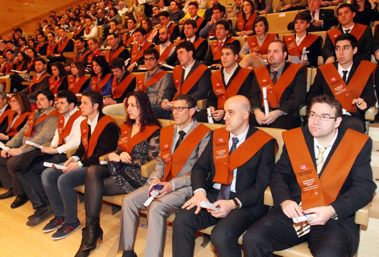 Acto de graduación de los Ingenieros Industriales de la UR en Riojaforum