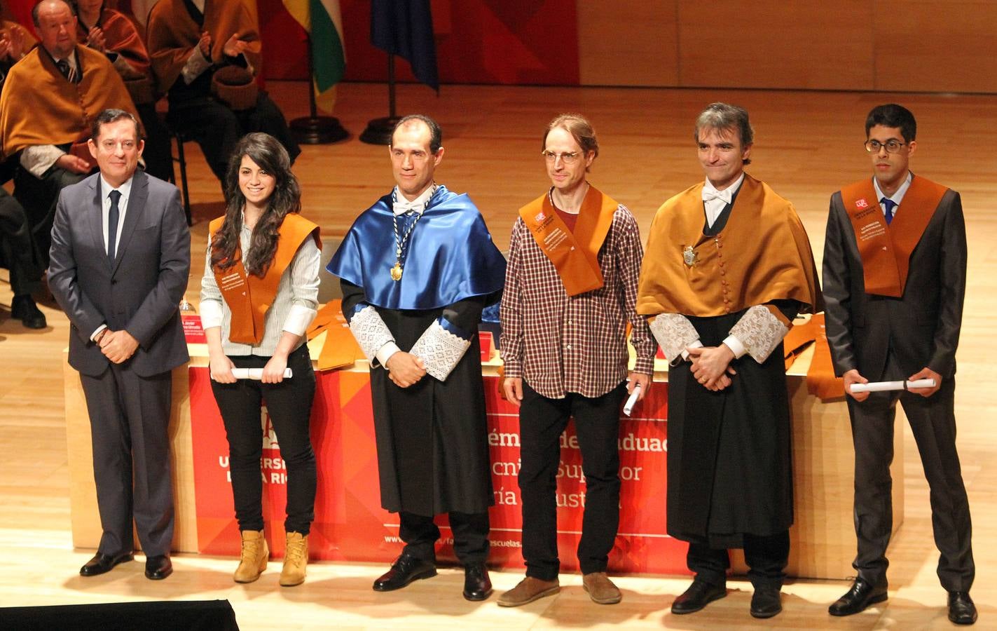 Acto de graduación de los Ingenieros Industriales de la UR en Riojaforum