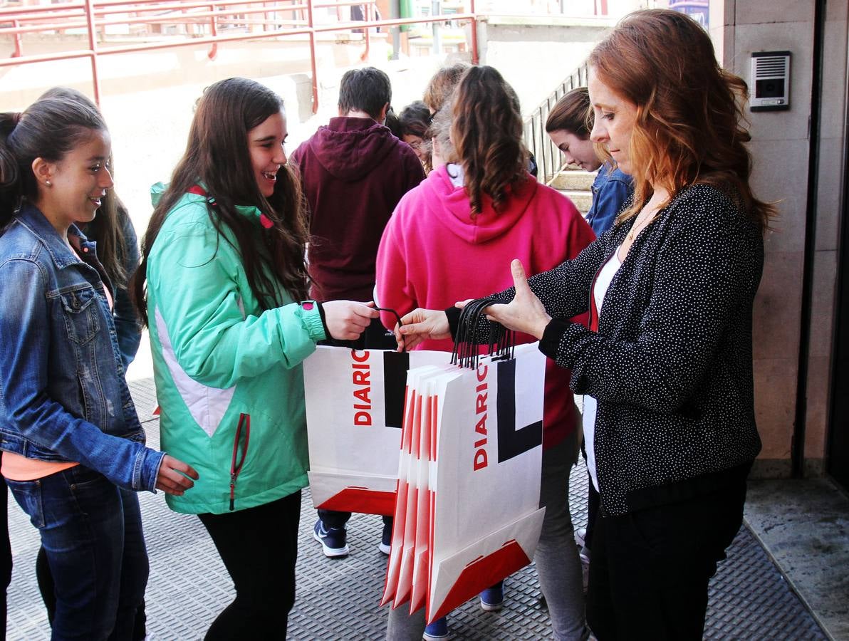 Los alumnos de 2º D de la ESO de Sagasta visitan la multimedia de Diario LA RIOJA