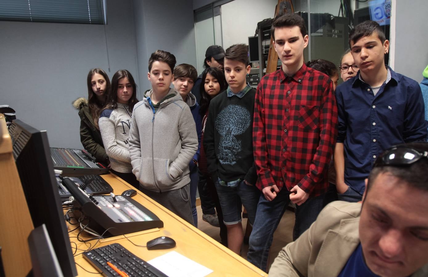 Alumnos del Sagasta visitan Diario LA RIOJA