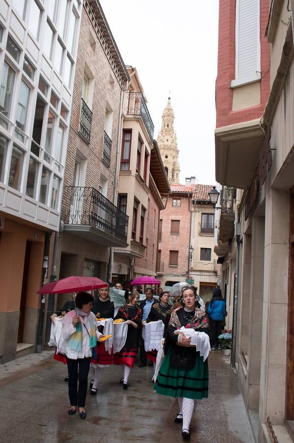 Entrega de molletes en Santo Domingo